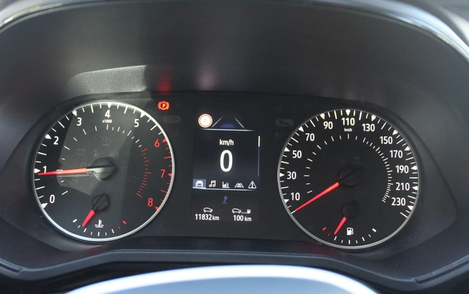 Renault Clio cena 65900 przebieg: 11832, rok produkcji 2022 z Wrocław małe 379